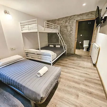 Rural Pirineo Jacetania 3000 Hotel 2*