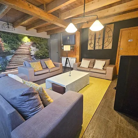 Hotel Rural Pirineo Jacetania 3000 2*